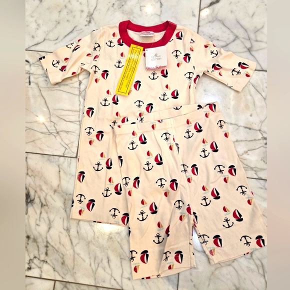 Hanna Andersson Organic Kids Pajama Set - Cream and Red - Picture 1 of 3